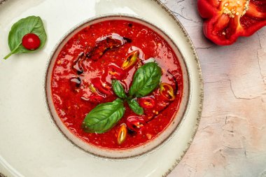 Gazpacho çorbası, restoran menüsü, diyet, yemek kitabı tarifi üst görünümü.,