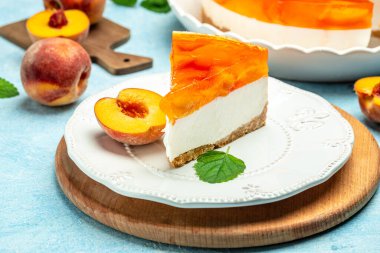 Şeftalili cheesecake. Yemek tarifi geçmişi. Kapat..