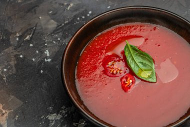 Gazpacho çorbası, restoran menüsü, diyet, yemek kitabı tarifi üst görünümü.,