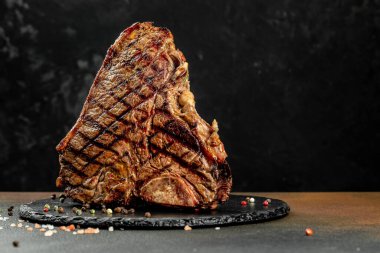 bonfile ya da biftek eti ızgara biftek, pankart, menü, metin için tarif yeri,