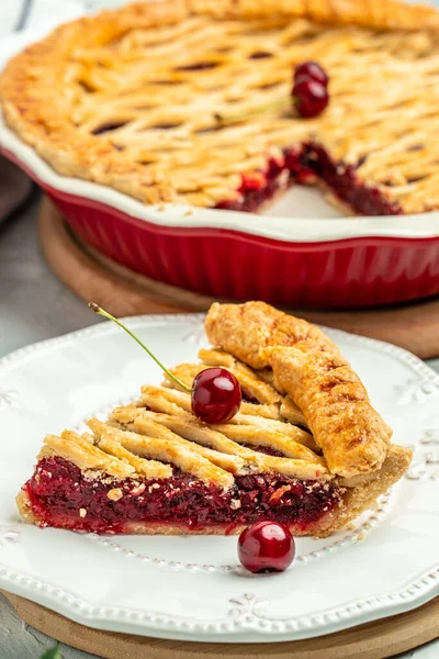 Cherry Pie Flaky Crust Piece Plate Whole Homemade Cherry Pie — Stock Photo, Image