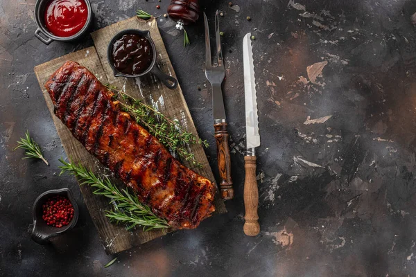 Barbecue Varkensvlees Spareribs Een Donkere Achtergrond American Spare Ribs Bbq — Stockfoto