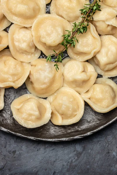 Traditional Pelmeni Ravioli Dumplings Meat Dark Background Banner Menu Recipe —  Fotos de Stock