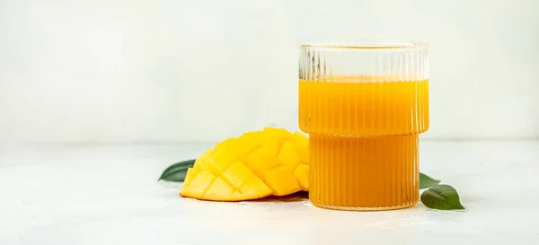 Mango Juice Fresh Tropical Fruit Smoothie White Background Long Banner — Stock Photo, Image