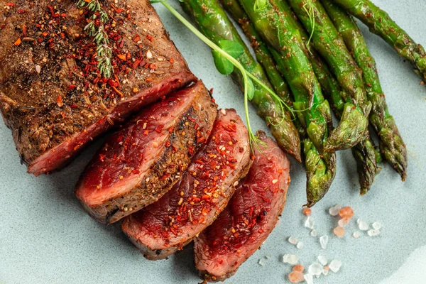 Barbecue Steak Green Asparagus Red Wine Healthy Dinner Lunch — Stock Photo, Image