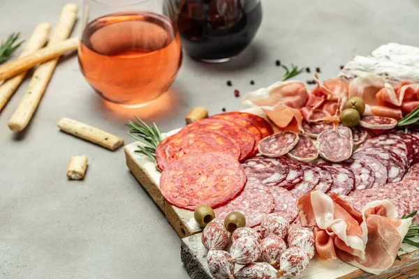 Variety Dry Cured Fuet Chorizosalami Sausages Meat Platter Mixed Delicatessen — Stock Photo, Image
