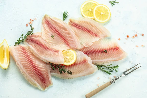 Tilapia Cruda Carne Filete Pescado Listo Para Cocinar Concepto Superalimentos — Foto de Stock