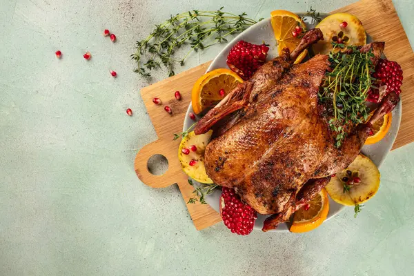 Bebek Panggang Diisi Dengan Apel Panggang Spanduk Hidangan Natal Yang Stok Lukisan  