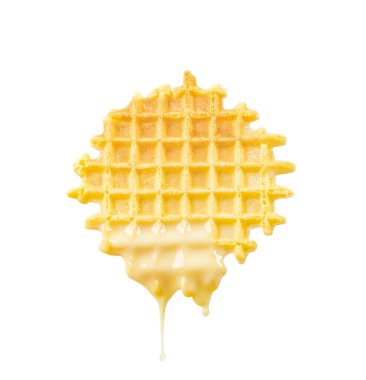 Beyaza izole edilmiş konsantre sütle lezzetli waffle 'lar. Tatlı tatlı.