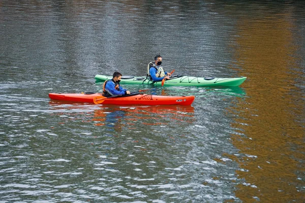Athlete Canoe Nervion River Bilbao City Basque Country Spain — Stock Photo, Image