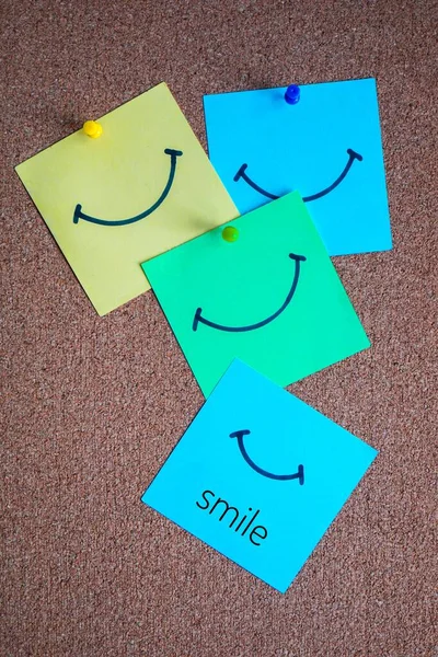 smile on the post it, feelings and emotions