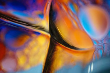 Cama yansıyan renkler. çok renkli soyut arkaplan 