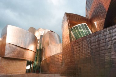 Guggenheim Müzesi Bilbao mimarisi. Bilbao, Bask ülkesi, İspanya, seyahat noktaları 