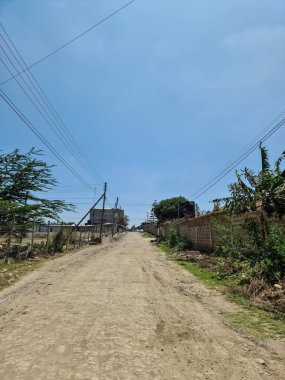 Kitengela, Kenya - 22 Ocak 2023: Kenya Afrika 'da büyüyen küçük bir kasaba olan Kitengela sokakları