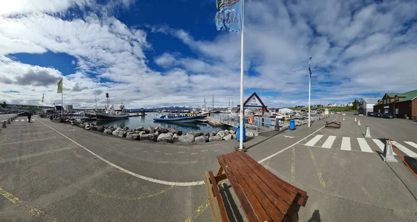 Husavik Izland 2023 Február Izlandi Husavik Városban Bálnavadász Turistahajókkal — Stock Fotó