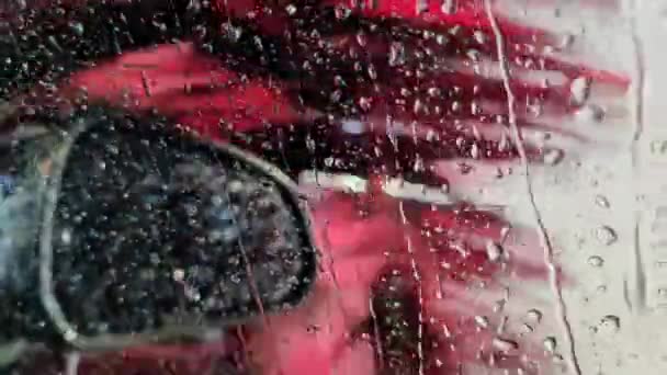 Vista Pára Brisas Carro Uma Lavagem Carro Execução Com Muita — Vídeo de Stock