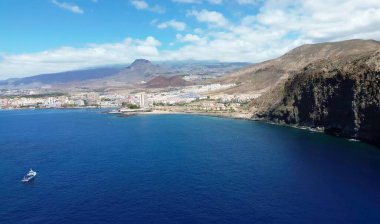 Tenerife Kanarya Adası 'ndaki birçok otelin insansız hava aracı görüntüsü