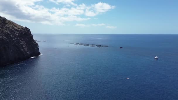 Великі Скельні Утворення Які Виглядають Лос Гігантес Прямо Атлантичному Океані — стокове відео