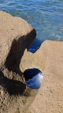 Tenerife 'nin Kanarya Adası' ndaki Rocky plajı