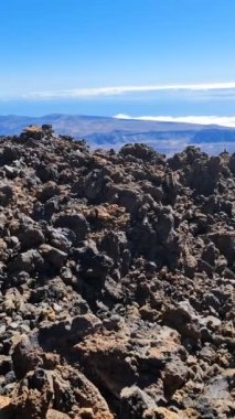 Tenerife Kanarya Adası 'ndaki Teide Dağı' nın dağ manzarası.
