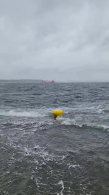 Almanya 'daki Baltık Denizi' nde şiddetli fırtına dalgası - fırtınadan dolayı sallanan kameralar.