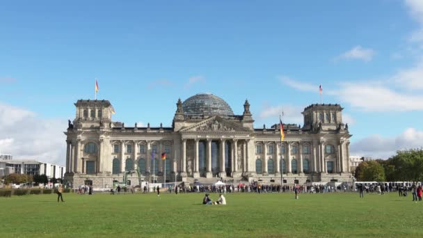 Βερολίνο Γερμανία Ιούλιος 2023 Κτίριο Του Γερμανικού Ράιχσταγκ Στο Βερολίνο — Αρχείο Βίντεο