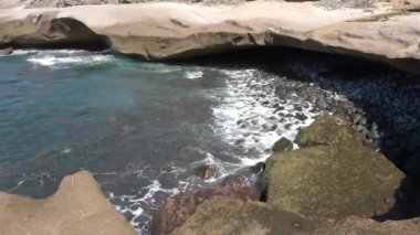 Tenerife 'nin Kanarya Adası' ndaki Rocky plajı