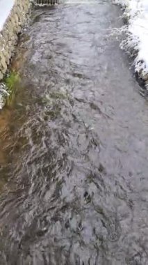 Eider Nehri 'nin yukarıdan görünüşü.