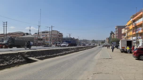 Kitengela Quênia Janeiro 2024 Vista Rua Cheia Vida Pequena Cidade — Vídeo de Stock