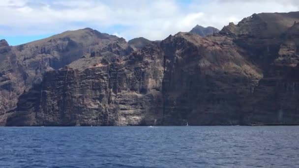 Veja Impressionantes Formações Rochosas Les Gigantes Oceano Tenerife — Vídeo de Stock
