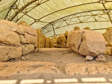 29 yaşında. Eylül 2024: Mnajdra 'nın Malta' daki fantastik megalitik tapınakları