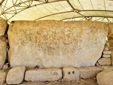 29 yaşında. Eylül 2024: Mnajdra 'nın Malta' daki fantastik megalitik tapınakları