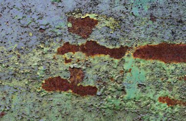 Çatlamış ve yüksek çözünürlüklü beton duvar dokusundaki boyaları soymuş..