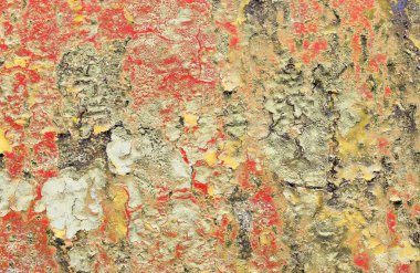 Çatlamış ve yüksek çözünürlüklü beton duvar dokusundaki boyaları soymuş..