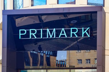 Almanya 'nın Kiel şehrinde bir Primark mağazasının girişi