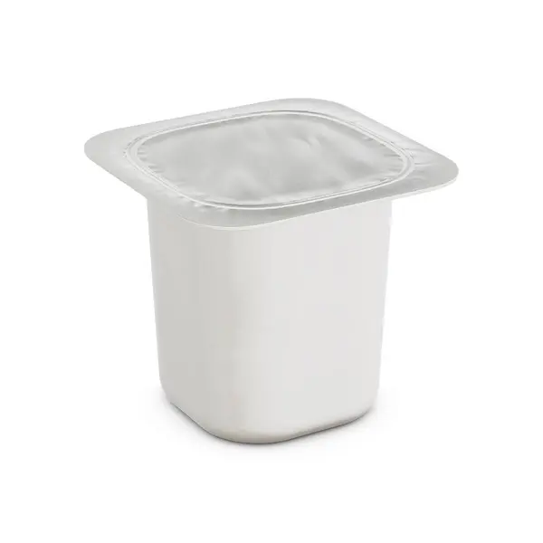一个白色的酸奶杯 背景是白色的 — 图库照片
