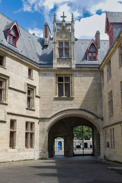 Paris Beautiful Sens Hostel Library Marais — Stock Photo, Image