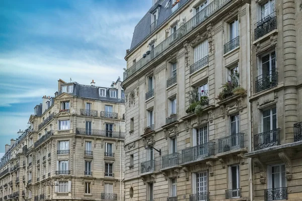 Parijs Oude Gebouwen Aan Daumesnil Typische Gevels Ramen — Stockfoto