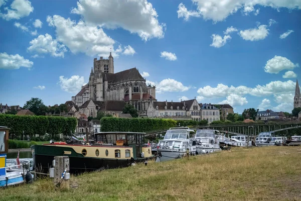 Auxerre Stad Bourgondië Uitzicht Rivier Kathedraal Vanuit Haven — Stockfoto