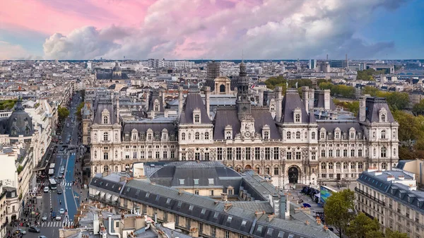 フランスの首都のシティホール ホテルデヴィレのファサードの空中ビュー — ストック写真