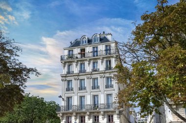 Paris, güzel Haussmann binaları, De la Nation 11. bölgede.