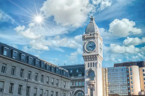 Париж Часы Лионского Вокзала Железнодорожный Вокзал Центре Лицензионные Стоковые Фото