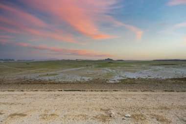 Brittany 'de Loguivy de la Mer, sular çekildiğinde deniz manzarası