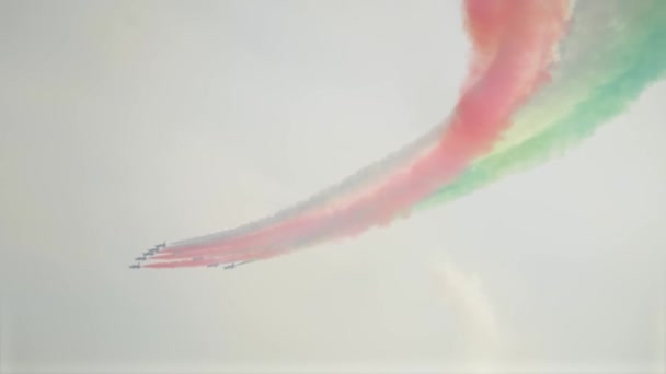 Italy Jesolo August 2022 Italian Flag Sky Created Smoke Tricolor — Vídeo de Stock