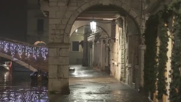 Porticoes Ancient Palace City Chioggia Night People — Vídeos de Stock