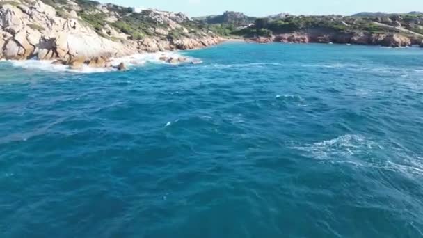 Modré Moře Ostrova Maddalena Který Nachází Sardinii — Stock video