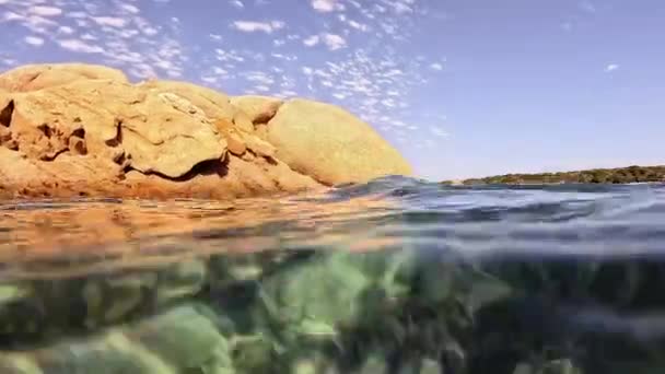 Moře Kameny Venku Pod Vodou — Stock video