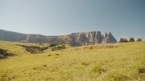 意大利Siusi阿尔卑斯山的Sciliar地块景观 — 图库视频影像