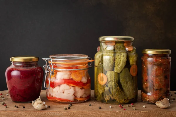 Preserving Vegetables Winter Canned Vegetables Jars Wooden Table Brown Wall — Fotografia de Stock