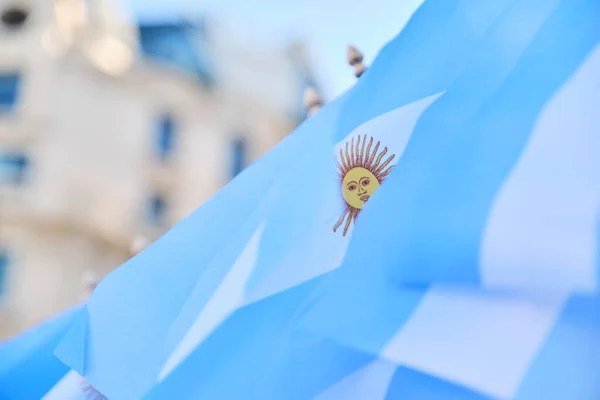 Argentinske Flagg Vinket Utendørs Argentinas Patriotiske Symbol Gate Buenos Aires – stockfoto